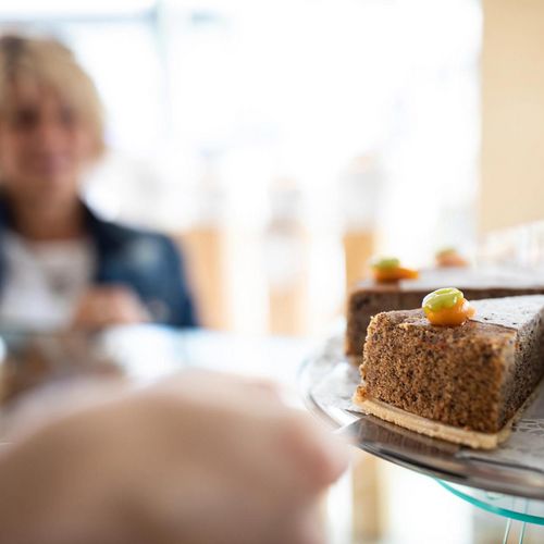 Das Herzstück unseres cafés in Oetz: hausgemachte Kuchen Das Herzstück unseres cafés in Oetz: hausgemachte Kuchen